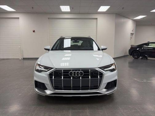 Glacier White Metallic 2022 Audi A6 55 Prestige