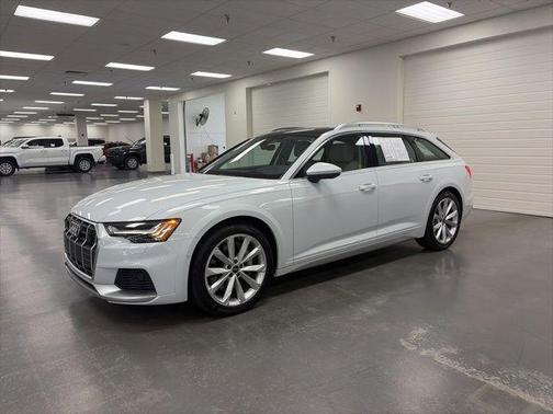 Glacier White Metallic 2022 Audi A6 55 Prestige