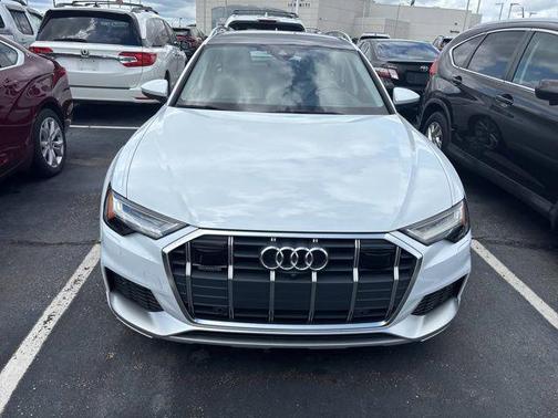 Glacier White Metallic 2022 Audi A6 55 Prestige
