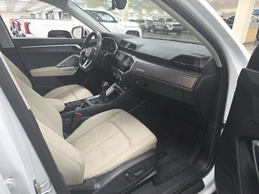 2020 Audi Q3 45 Premium Plus