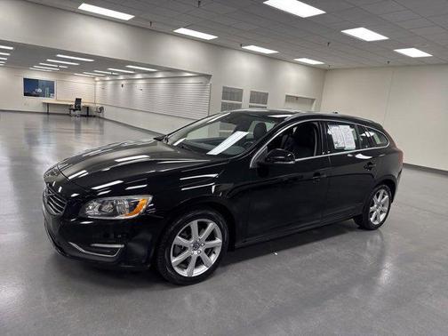 2016 Volvo V60 T5 Drive-E Premier