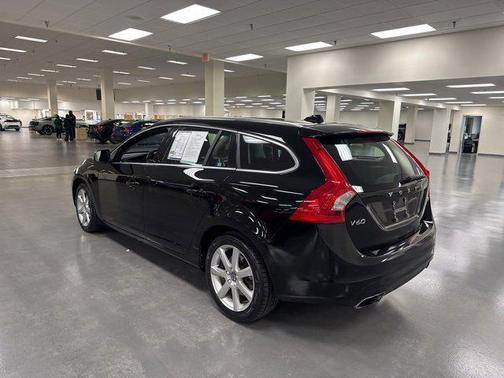 2016 Volvo V60 T5 Drive-E Premier