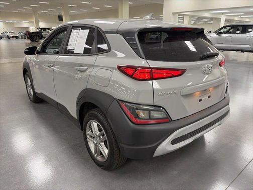 2022 Hyundai KONA SE