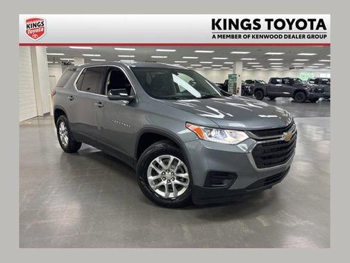 Satin Steel Metallic 2021 Chevrolet Traverse LS