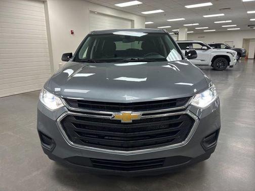 Satin Steel Metallic 2021 Chevrolet Traverse LS