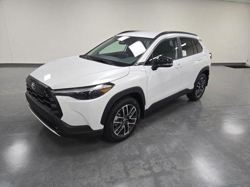 Pearl 2026 Toyota Corolla Cross XLE