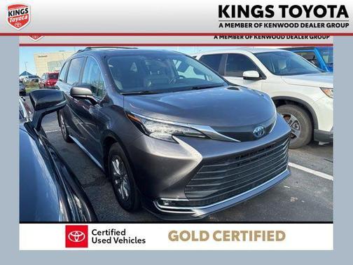 2024 Toyota Sienna XLE