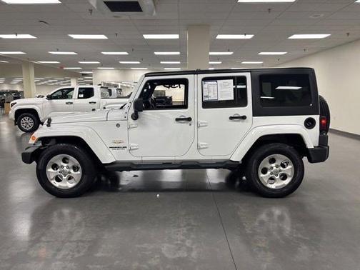 2013 Jeep Wrangler Unlimited Sahara