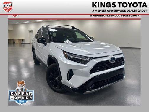White 2024 Toyota RAV4 Hybrid SE
