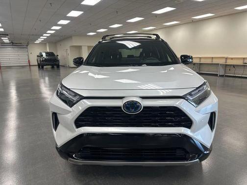 White 2024 Toyota RAV4 Hybrid SE