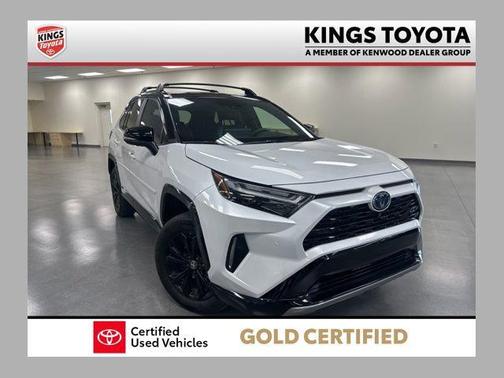 White 2024 Toyota RAV4 Hybrid SE