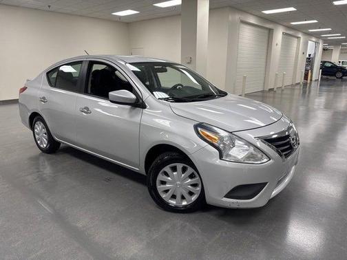 2015 Nissan Versa 1.6 SV