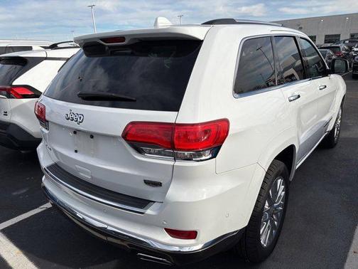 2018 Jeep Grand Cherokee Summit