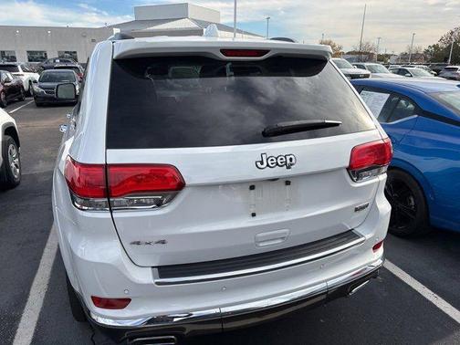 2018 Jeep Grand Cherokee Summit