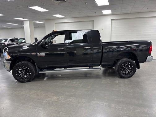 2017 RAM 2500 Big Horn Mega Cab 4x4 6'4' Box