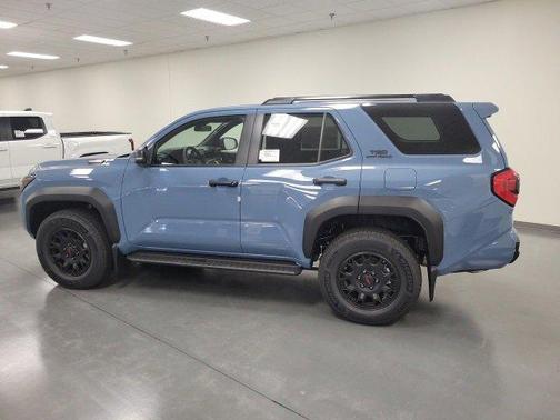 2025 Toyota 4Runner TRD Off Road
