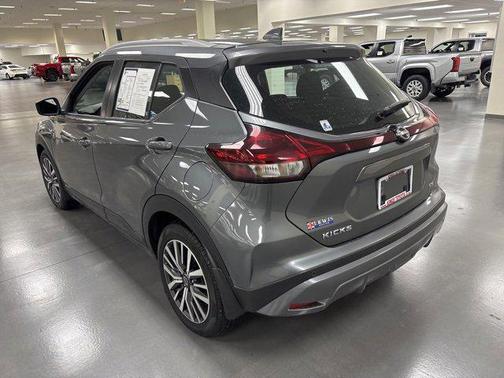 2023 Nissan Kicks SV