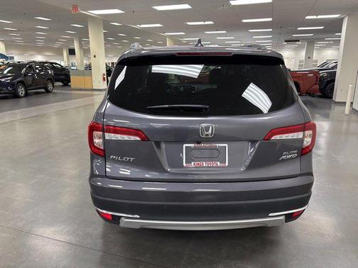 2022 Honda Pilot AWD Elite