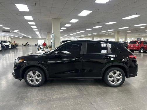 Crystal Black Pearl 2023 Honda HR-V LX