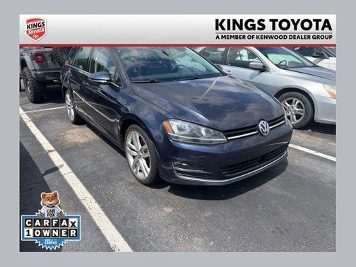 Platinum Gray Metallic 2017 Volkswagen Golf SportWagen TSI SEL
