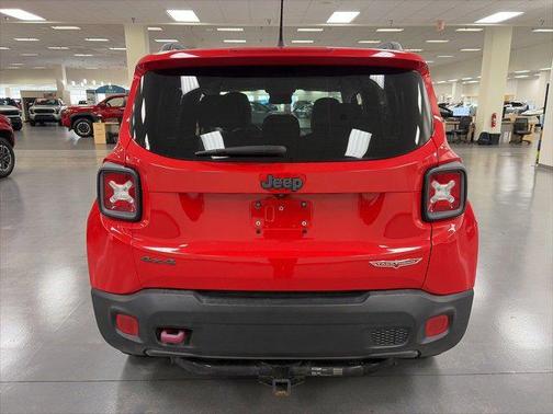 2017 Jeep Renegade Trailhawk