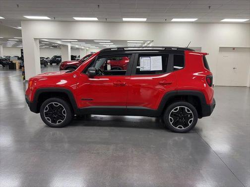 2017 Jeep Renegade Trailhawk