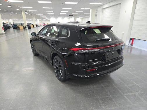Black 2026 Toyota Crown Signia Limited