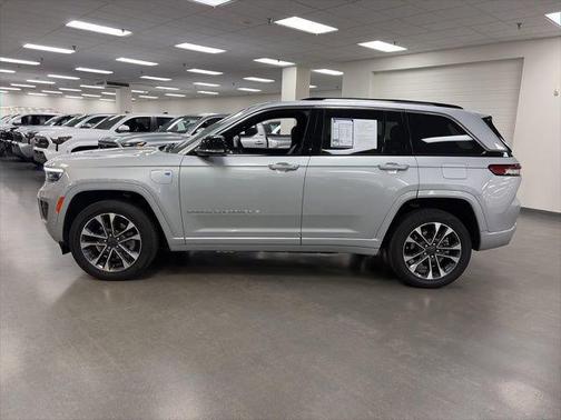 2024 Jeep Grand Cherokee 4xe Overland