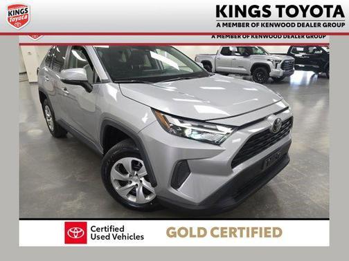 2023 Toyota RAV4 LE