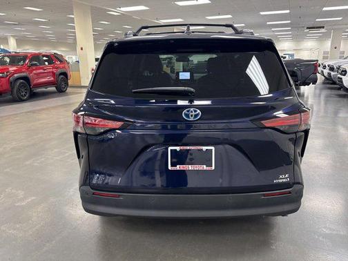 2021 Toyota Sienna XLE 7 Passenger