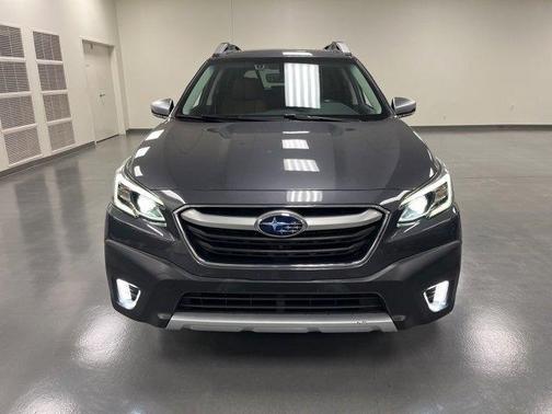 2020 Subaru Outback Touring XT