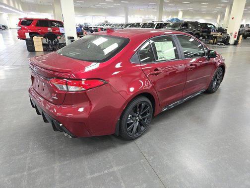 Pearl 2027 Toyota Corolla Hybrid SE
