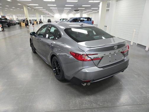 Heavy Metallic 2026 Toyota Camry SE