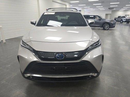 2024 Toyota Venza XLE