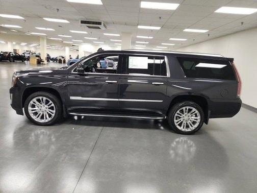 2019 Cadillac Escalade ESV Luxury