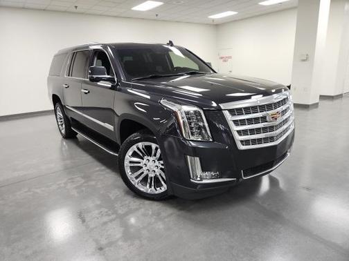 2019 Cadillac Escalade ESV Luxury