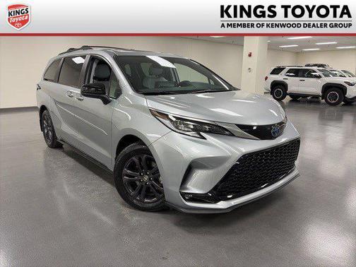 2024 Toyota Sienna XSE 7 Passenger