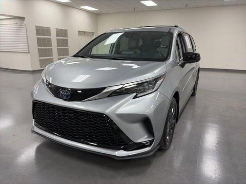 2024 Toyota Sienna XSE 7 Passenger