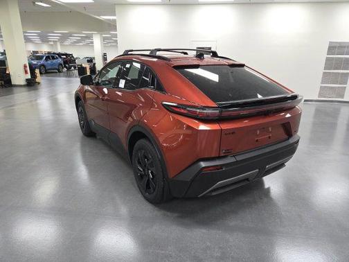 Tandoori 2026 Toyota C-HR SE