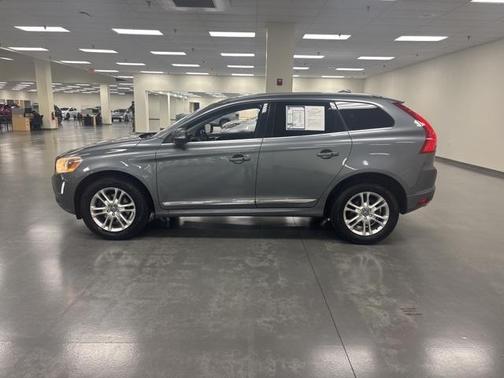 2016 Volvo XC60 T5 Premier