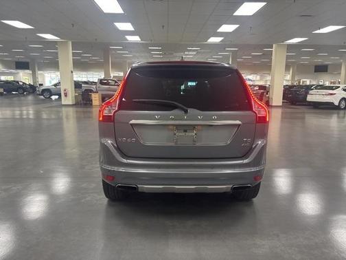 2016 Volvo XC60 T5 Premier