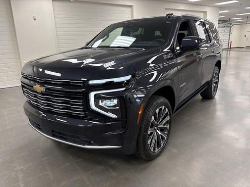 2025 Chevrolet Tahoe 4WD High Country