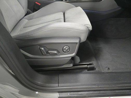 2022 Audi SQ5 3.0T Premium Plus