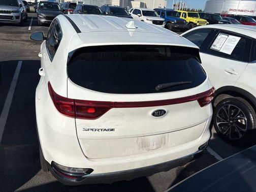 Clear White 2021 Kia Sportage LX