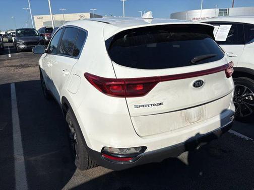 Clear White 2021 Kia Sportage LX