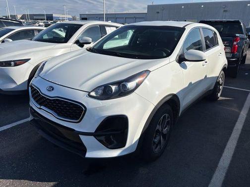 Clear White 2021 Kia Sportage LX
