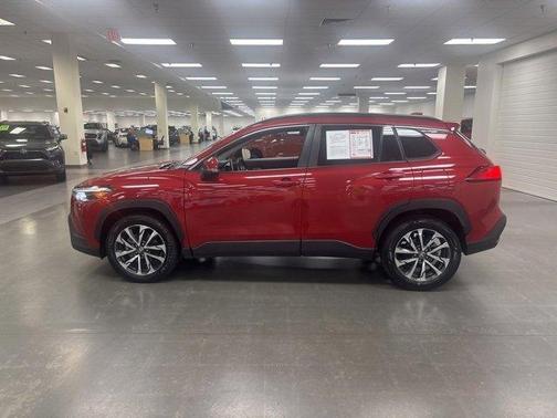 2023 Toyota Corolla Cross XLE