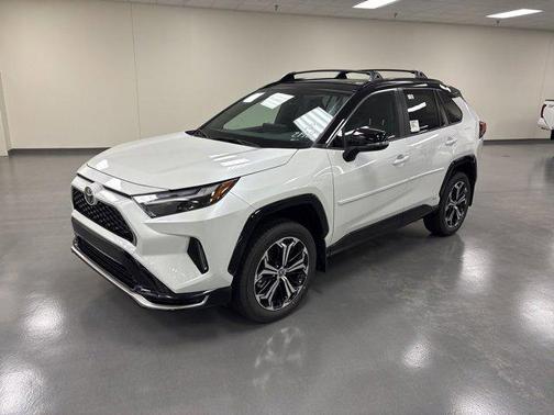 2025 Toyota RAV4 Hybrid SE