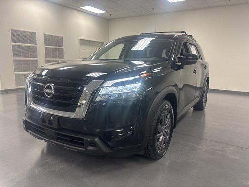2023 Nissan Pathfinder SV 4WD