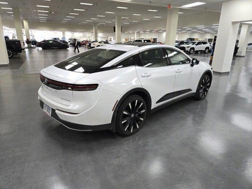 2026 Toyota Crown Platinum